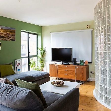 Spacious Belfast City Centre Duplex Apartment מראה חיצוני תמונה