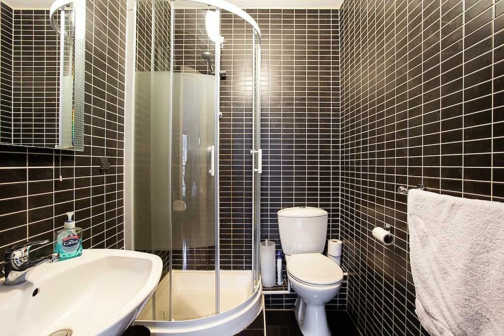 Spacious Belfast City Centre Duplex Apartment מראה חיצוני תמונה