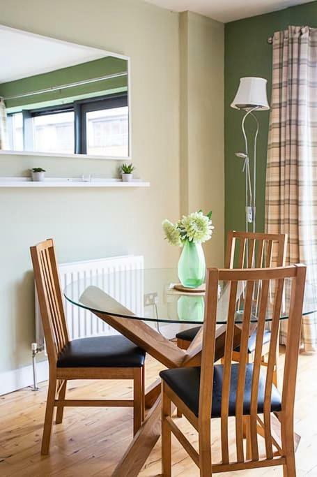 Spacious Belfast City Centre Duplex Apartment מראה חיצוני תמונה