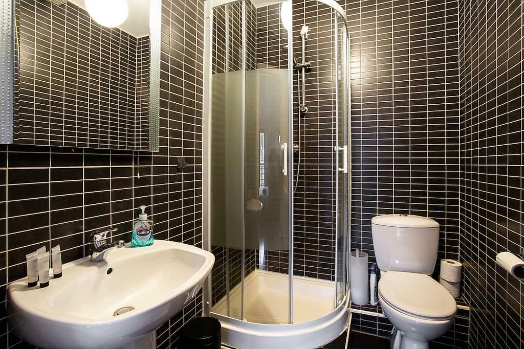 Spacious Belfast City Centre Duplex Apartment מראה חיצוני תמונה